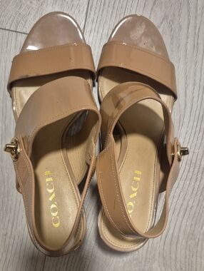 Coach Tan Patent Leather Slingback Sandals with Gold Hardware